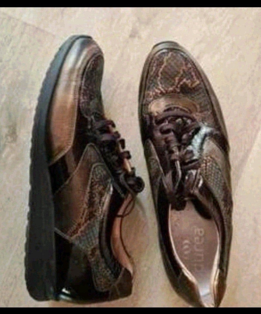 Durea veterschoenen in maat 40,5. Maat G 7 bruin tinten, Kleding | Dames, Durea, Ophalen of Verzenden, Zo goed als nieuw, Bruin