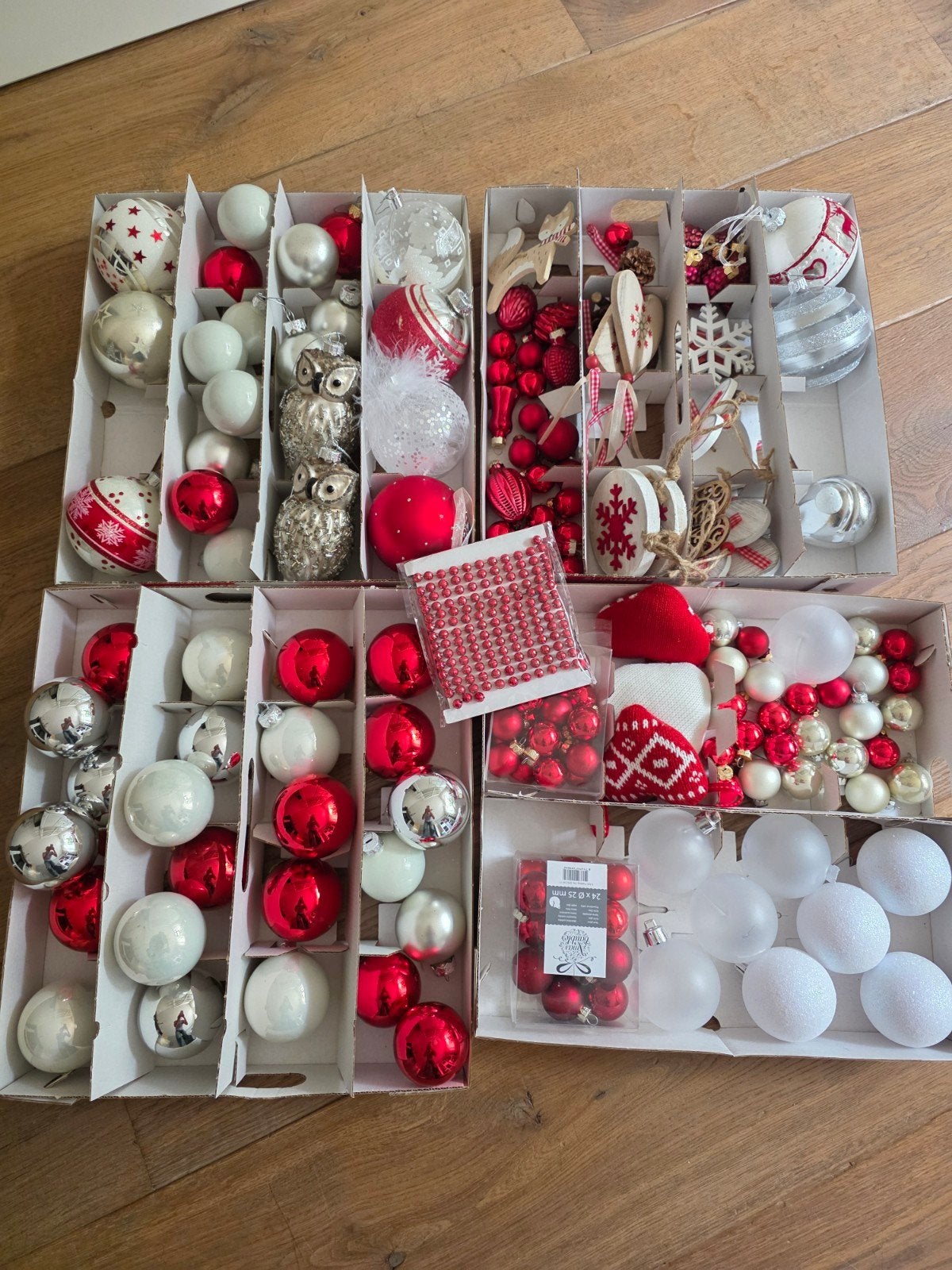 Set kerstballen rood, wit, zilver, Ophalen, Zo goed als nieuw