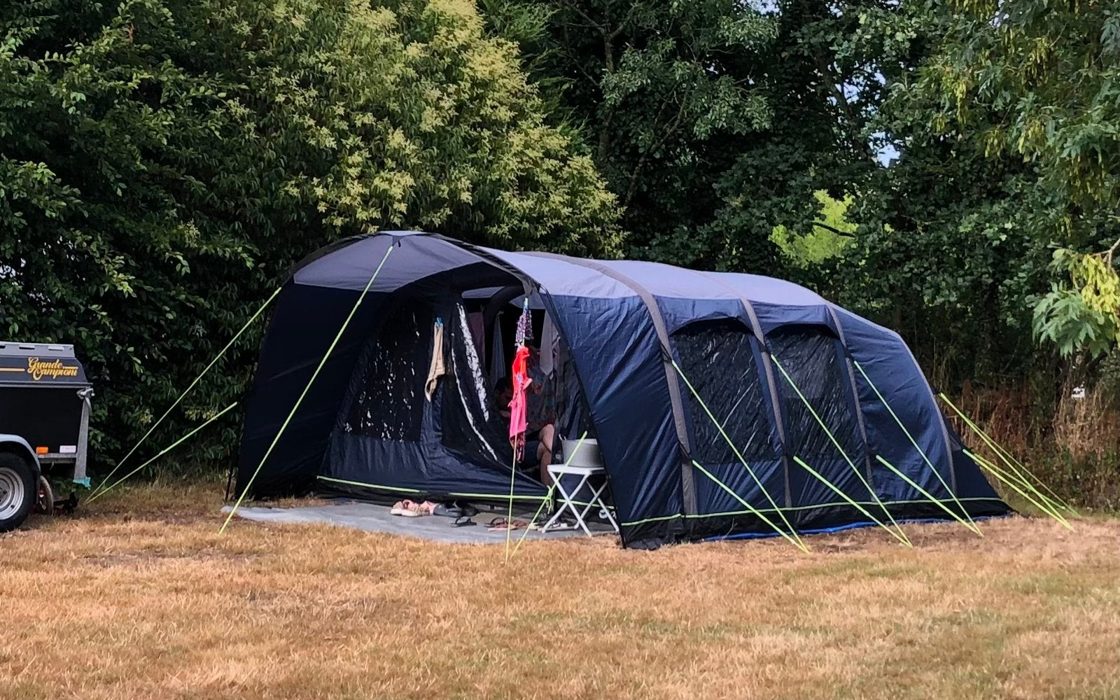 Outwell Flagstaff 6A oppompbare / opblaasbare tunnel tent, Caravans en Kamperen, Tenten, Ophalen, Gebruikt