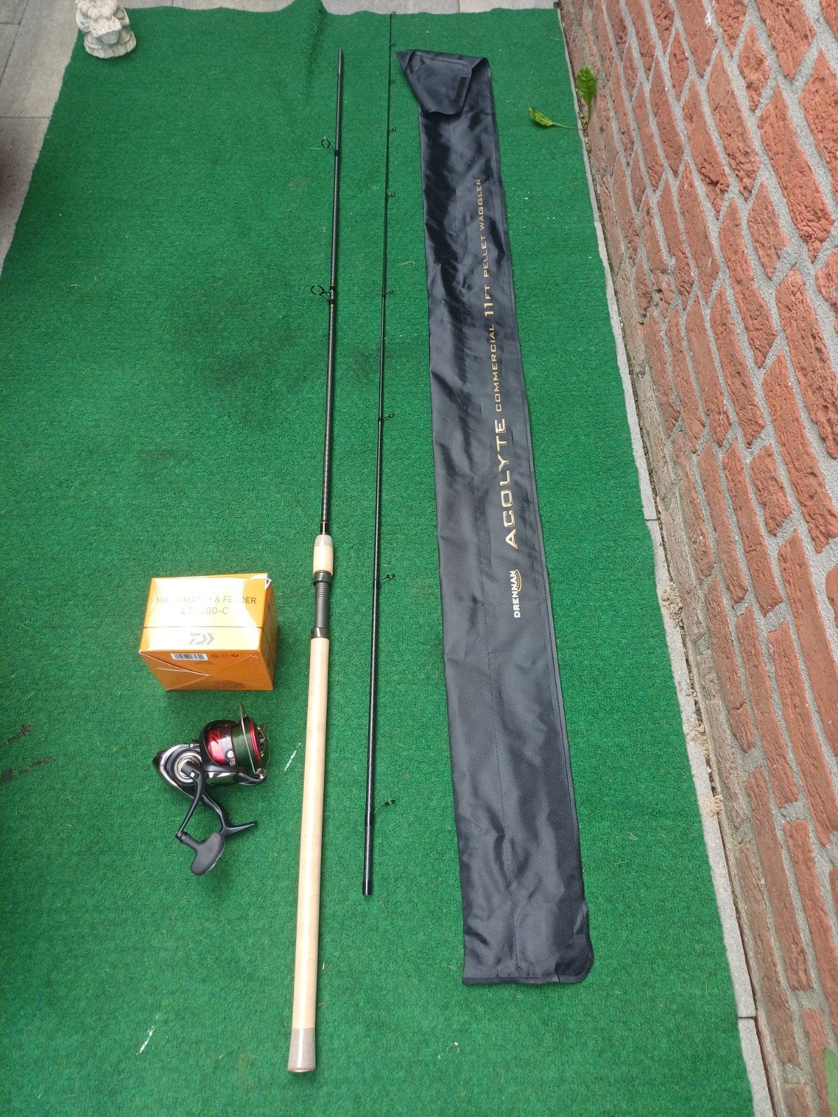 Drennan Acolyte Commercial 11ft Pellet Waggler met Molen, Watersport en Boten, Hengelsport | Witvissen, Ophalen, Zo goed als nieuw