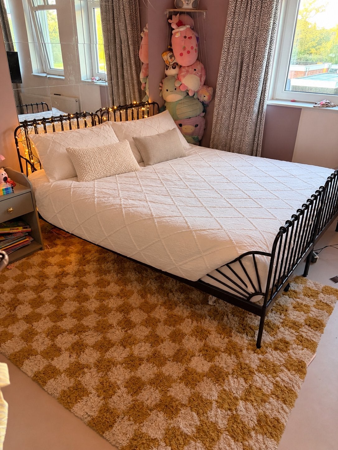 Prachtig bed met NIEUW matras! Graag zsm ophalen ivm ruimte, Tweepersoons, Ophalen of Verzenden, Zo goed als nieuw, 180 cm