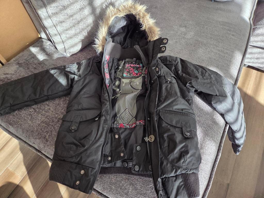 Mooie winterjas Protest (164), Kinderen en Baby's, Kinderkleding | Maat 164, Gebruikt, Protest, Meisje, Ophalen of Verzenden