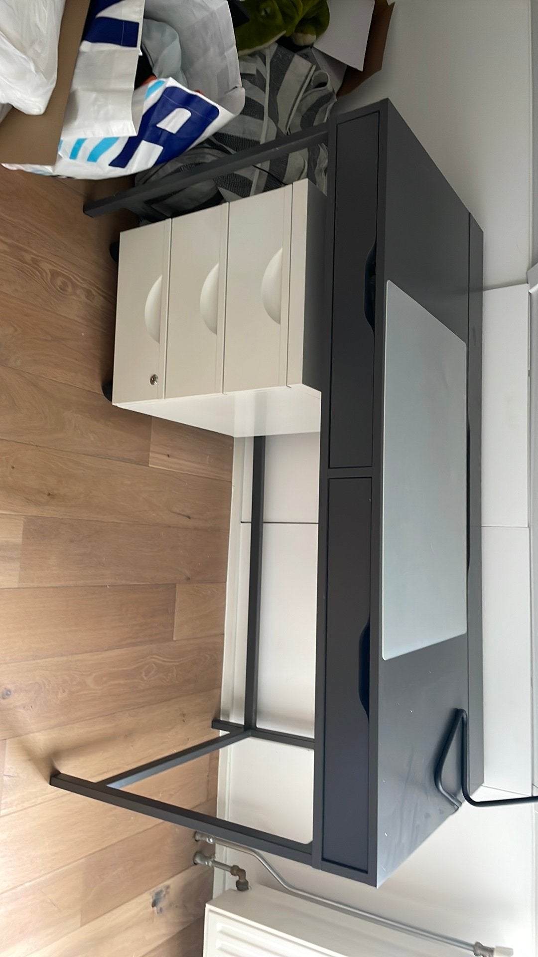 €10 Bureau IKEA met verrijdbaar ladeblok, Ophalen, Minder dan 50 cm, Zo goed als nieuw, Minder dan 100 cm