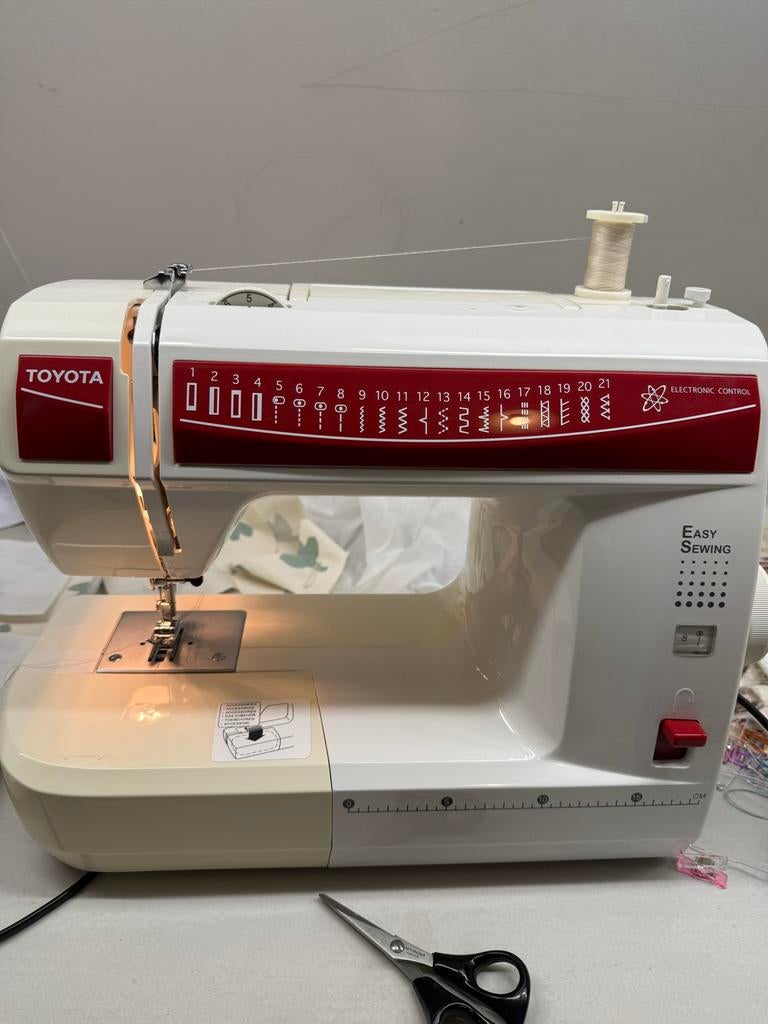Toyota Easy Sewing naaimachine, Ophalen of Verzenden, Gebruikt, Naaimachine, Overige merken
