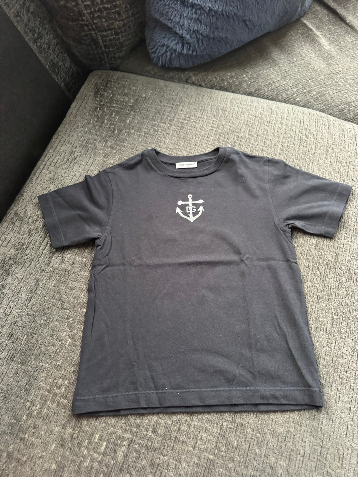Dolce & Gabbana T-shirt met anker - Maat 3 zwart, Ophalen of Verzenden, Zo goed als nieuw, Jongen of Meisje, Shirt of Longsleeve