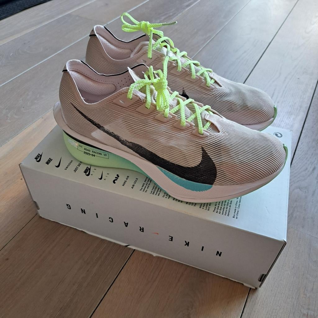 Nike ZoomX vaporfly %4, Kleding | Dames, Schoenen, Overige kleuren, Nike, Nieuw, Ophalen of Verzenden