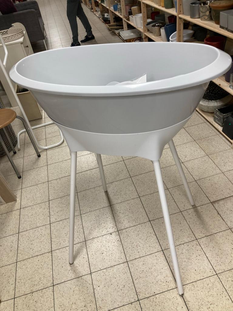Luma babybadje met standaard en zitje, ., Zo goed als nieuw, ., Badje