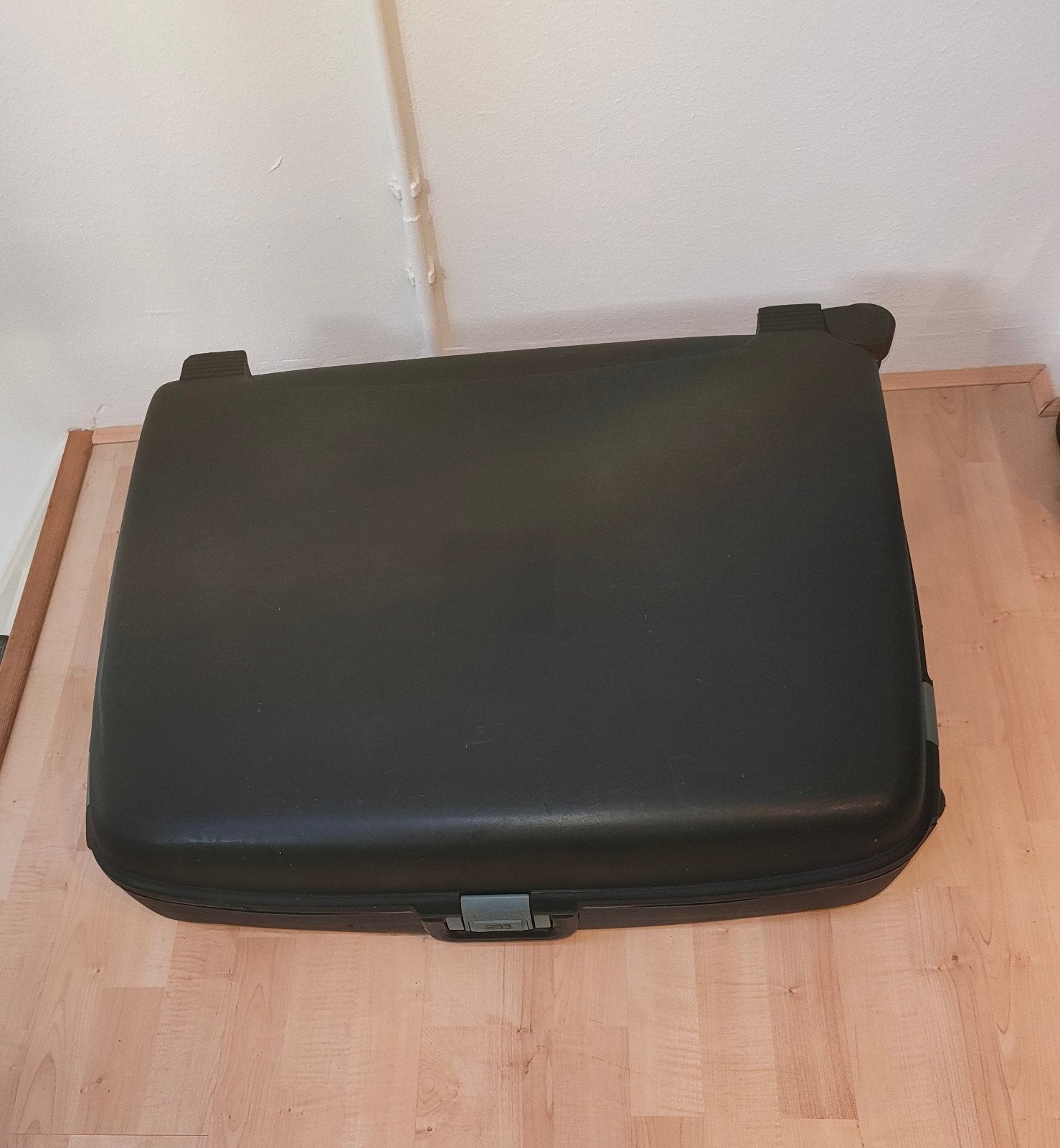 zwarte grote koffer merk Roncato met pincode slot, Ophalen, Hard kunststof, Slot, 45 tot 55 cm