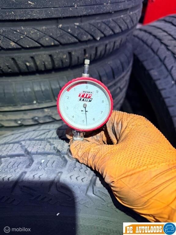 Velgen Winterset MB Vito Bestel W639 Hankook 205 65 16 107T, Gebruikt, 16 inch, Banden en Velgen, Hankook Uniroyal