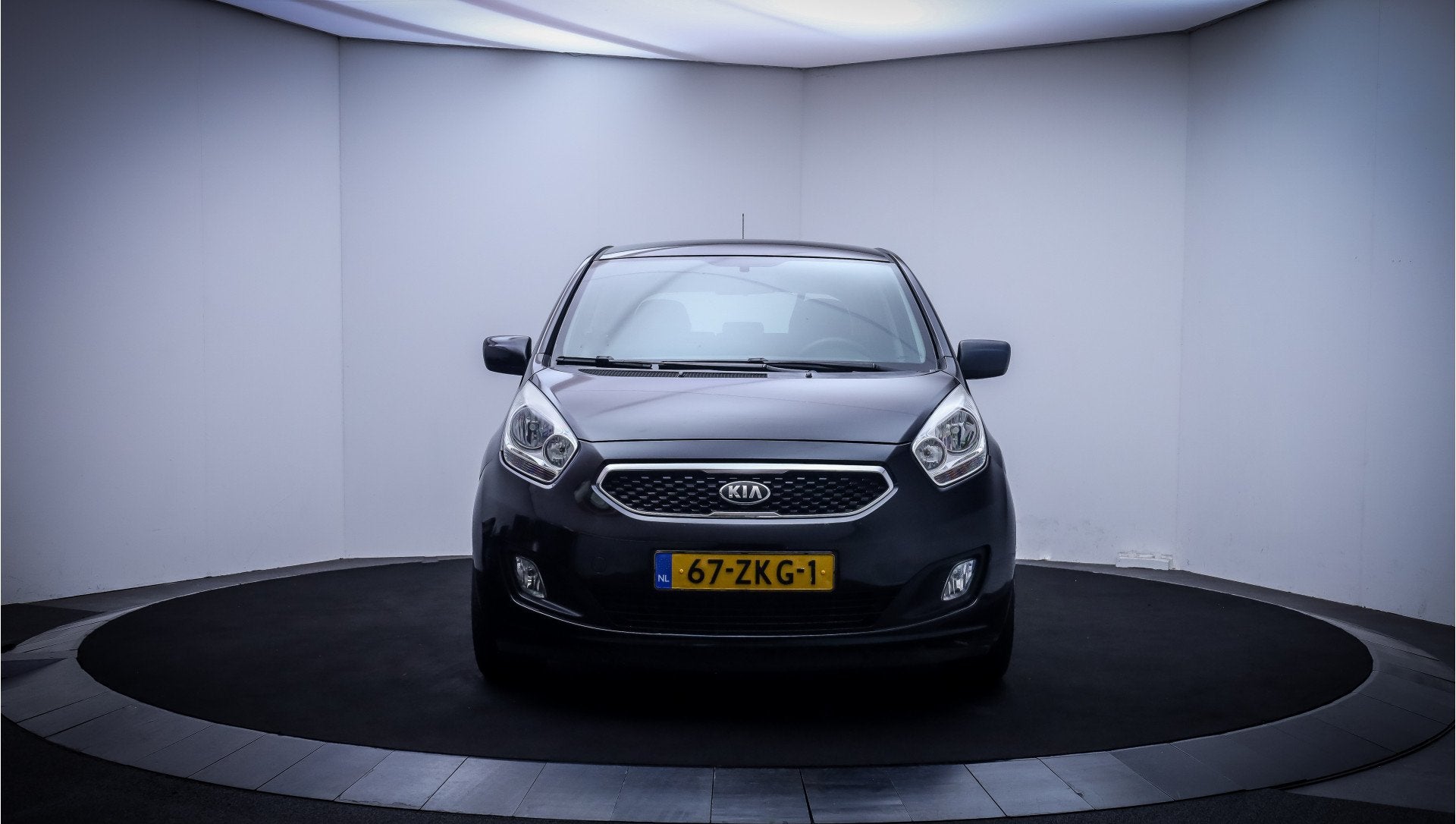 Kia Venga 1.4 CVVT Plus Pack NAVI | SCHERPE PRIJS! Div. Gebr, Auto's, Euro 5, Gebruikt, Zwart, 4 cilinders