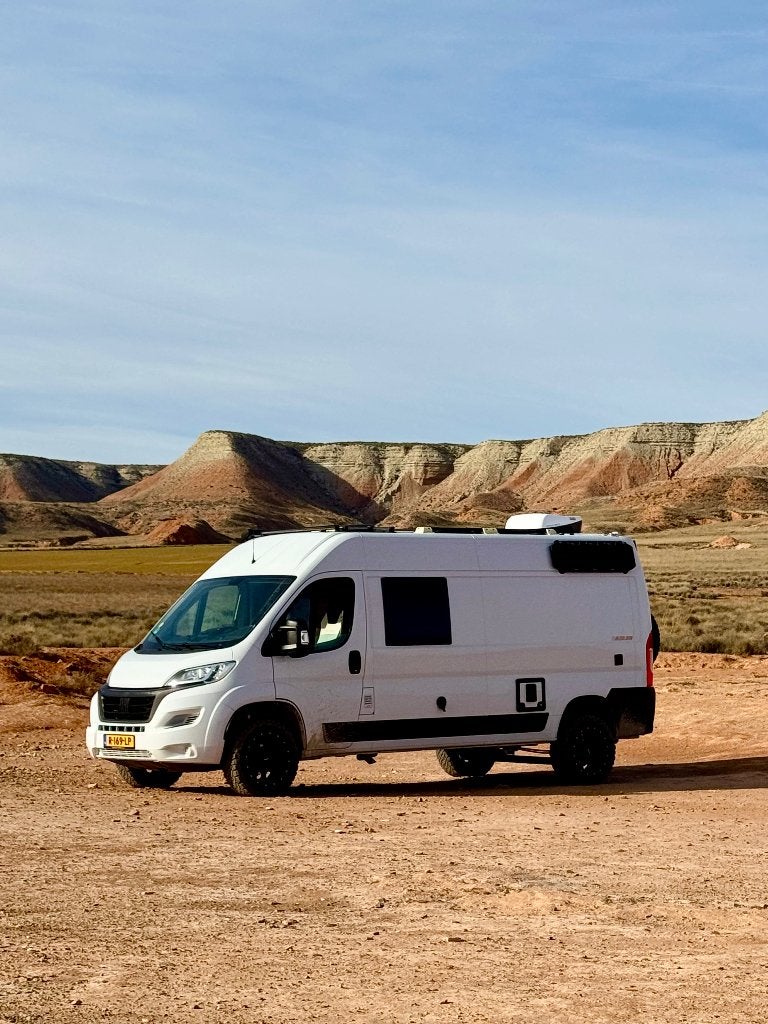 Weinsberg CarBus MQ600 R47 Offgrid ready, Fiat, 7 tot 12 maanden geleden, Tot en met 3, 4 tot 5 meter