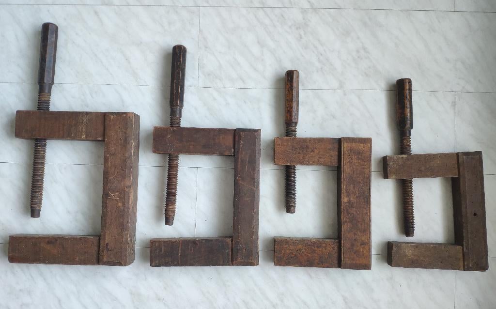 4 antieke lijmklemmen lijmtangen houtklemmen hout, Ophalen