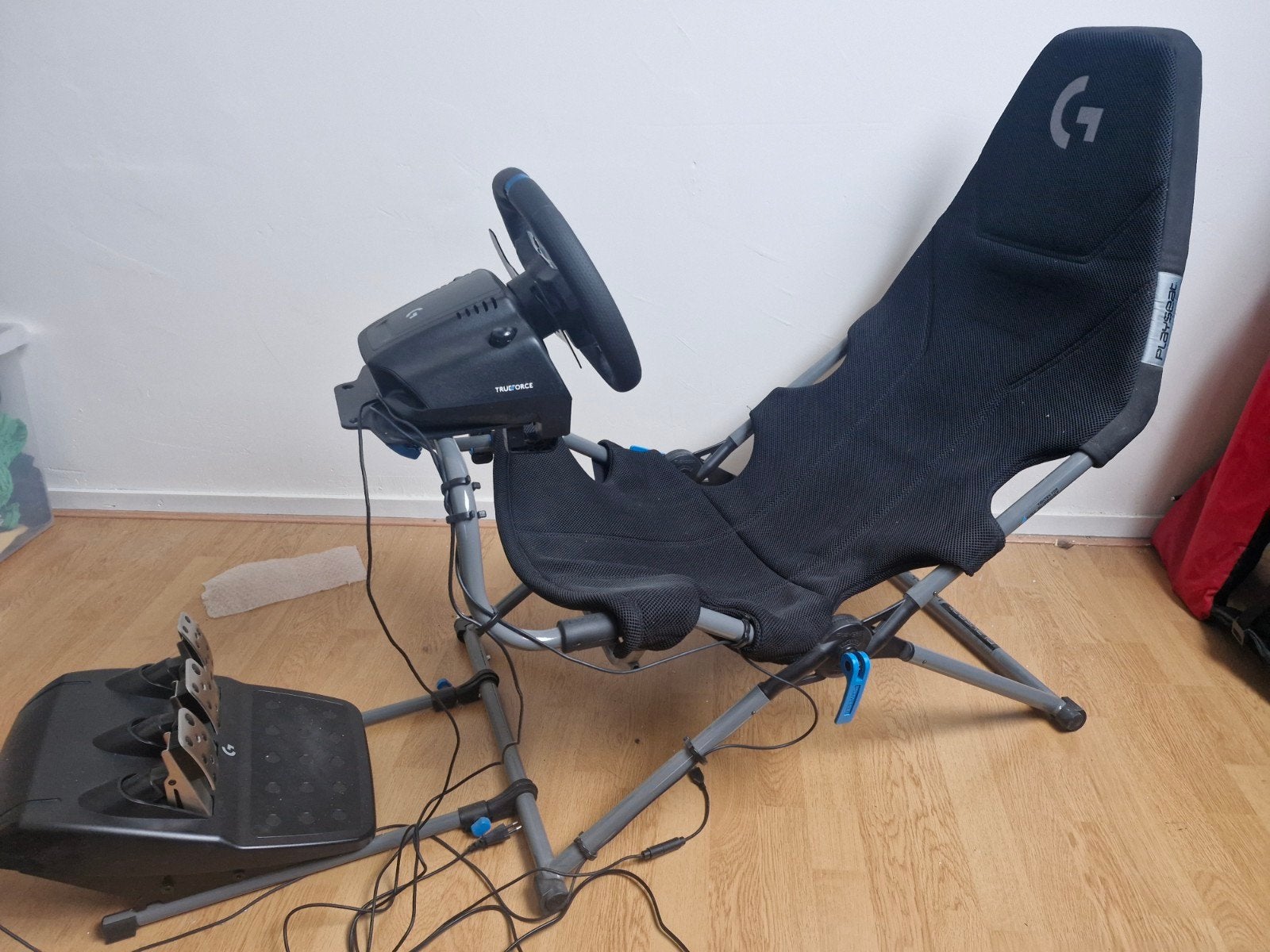 Logitech G923 racestuur met Playseat Challenge xbox/pc, Ophalen, Racestuur, Zo goed als nieuw, Verstelbaar