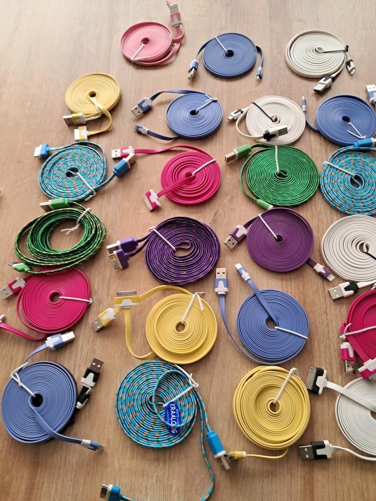 Telefoon kabels 1meter 50stuks voor25.oo, Ophalen of Verzenden, Nieuw