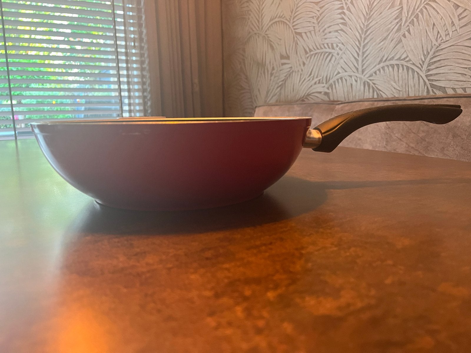 Rode Wokpan met Antiaanbaklaag, Ophalen, Gebruikt, Aluminium, Wok
