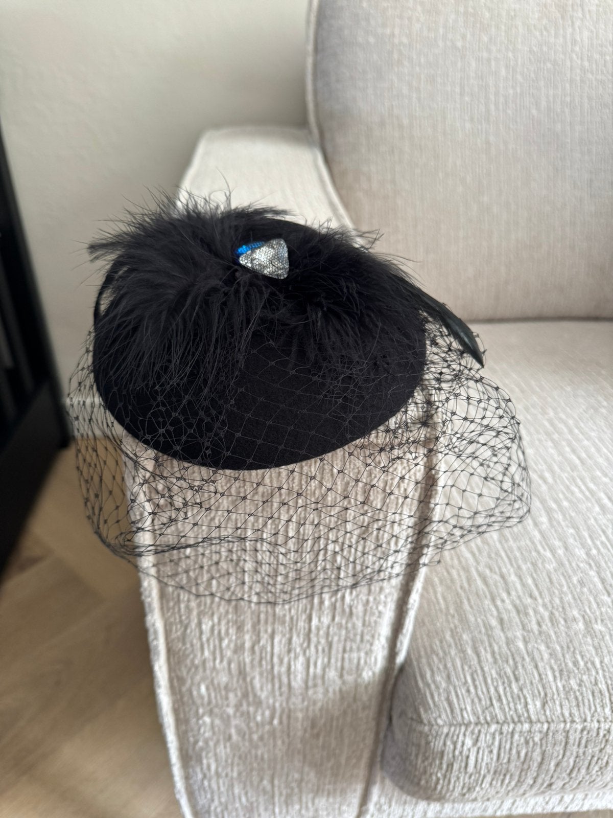 Leuk zwart winter dames dopje!, Kleding | Dames, Ophalen of Verzenden, Zo goed als nieuw, One size fits all, Hoed