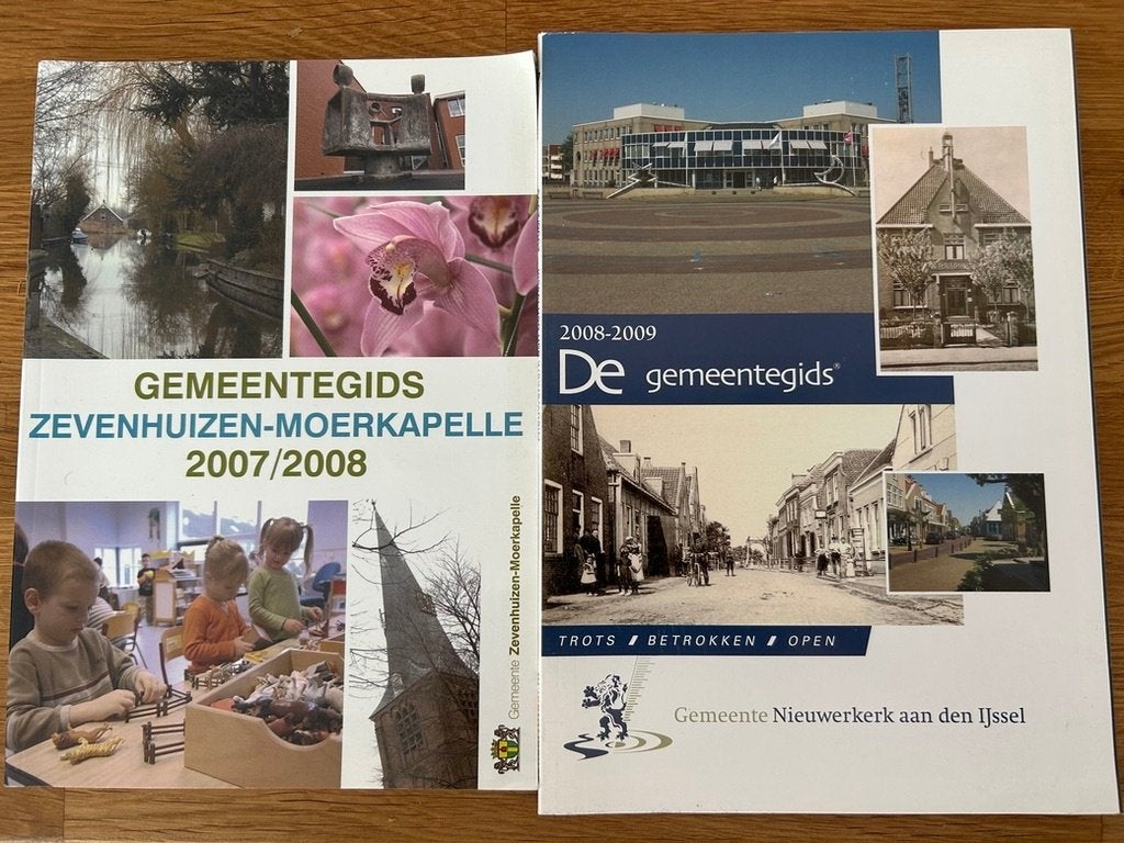 Gemeentegidsen van Nieuwerkerk a/d IJ en Zevenhuizen-M, Ophalen of Verzenden, 20e eeuw of later, Onbekend, Gelezen