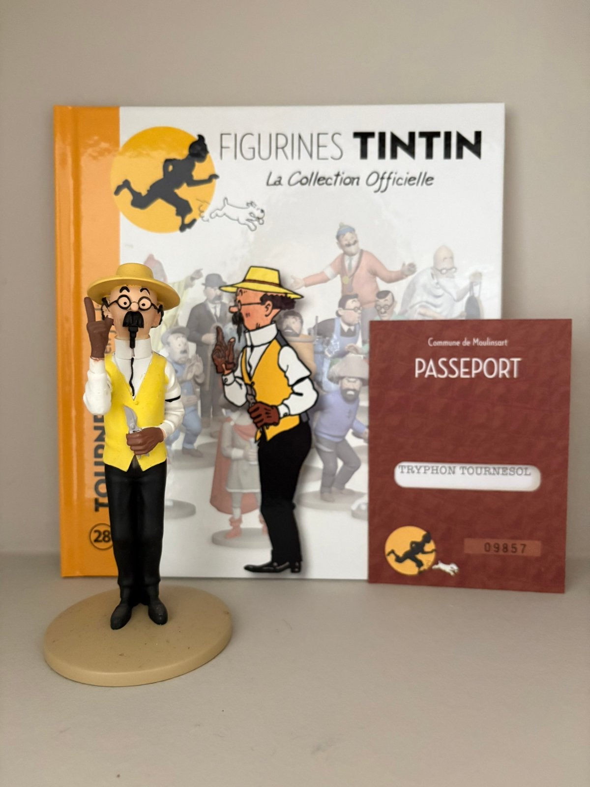 Kuifje/Tintin beeld Professor Zonnebloem Geel Moulinsart, Ophalen of Verzenden, Kuifje, Zo goed als nieuw, Beeldje of Figuurtje
