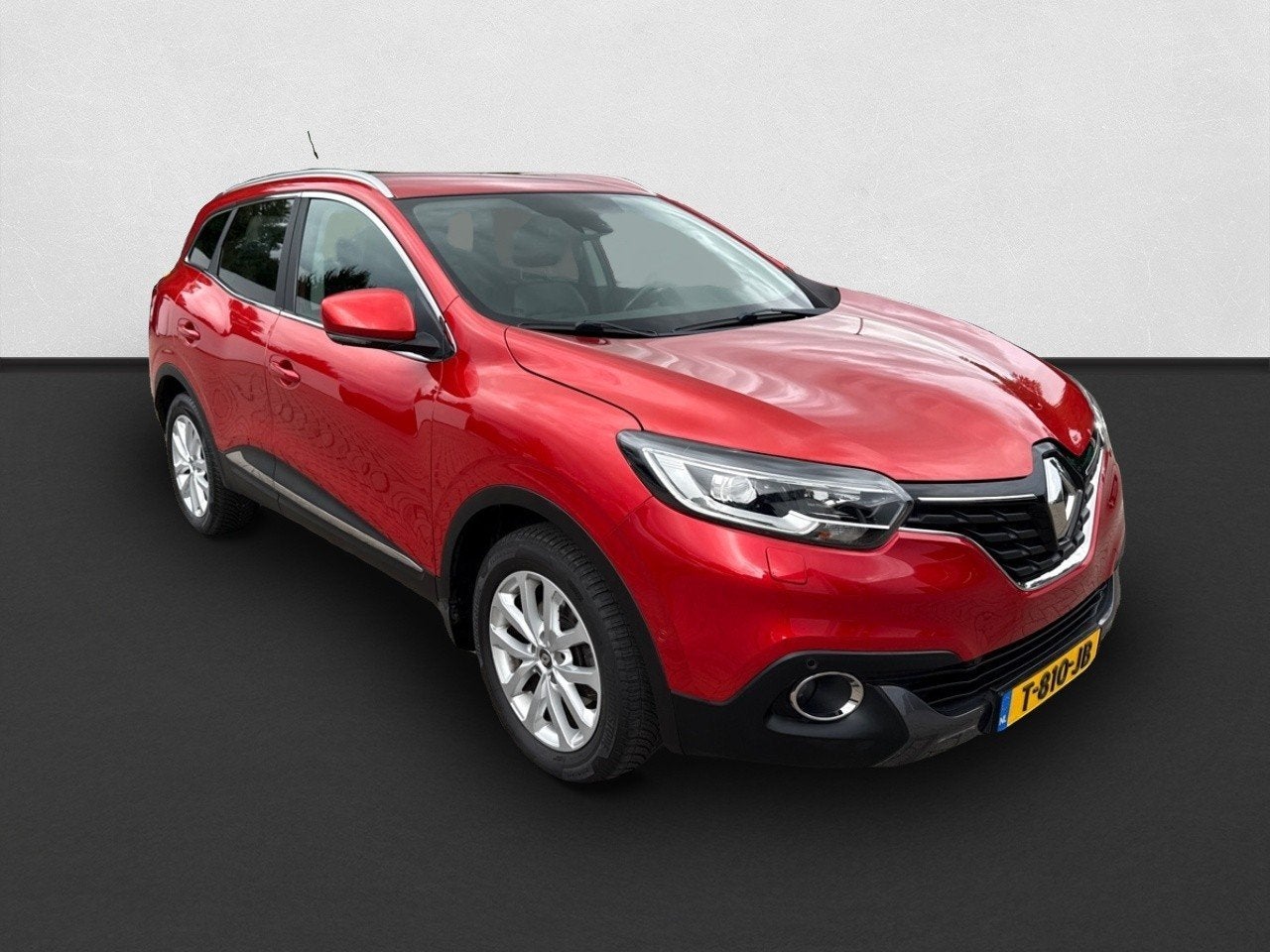 Renault Kadjar 1.2 TCe Intens CAMERA / 17 INCH / TREKHAAK, Voorwielaandrijving, Kadjar, Euro 6, 4 cilinders