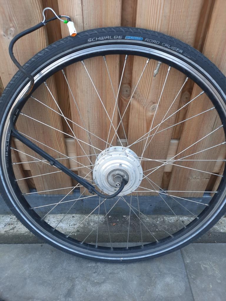 28 inch voorwiel motor electrische fiets Batavus Sparta 36V, Fietsen en Brommers, Fietsonderdelen, Elektrische fiets, Gebruikt