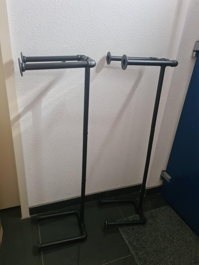 2 Industriële kledingstangen voor hal of slaapkamer, Huis en Inrichting, Kasten | Kledingkasten, Ophalen, Gebruikt, 25 tot 50 cm