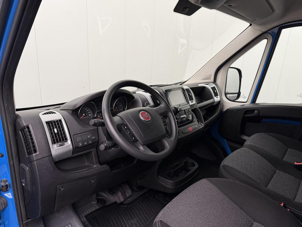 Fiat Ducato 140PK Automaat Bakwagen+Laadklep | Trekhaak 3000, Auto's, Bestelauto's, Stof, Gebruikt, Euro 6, Blauw