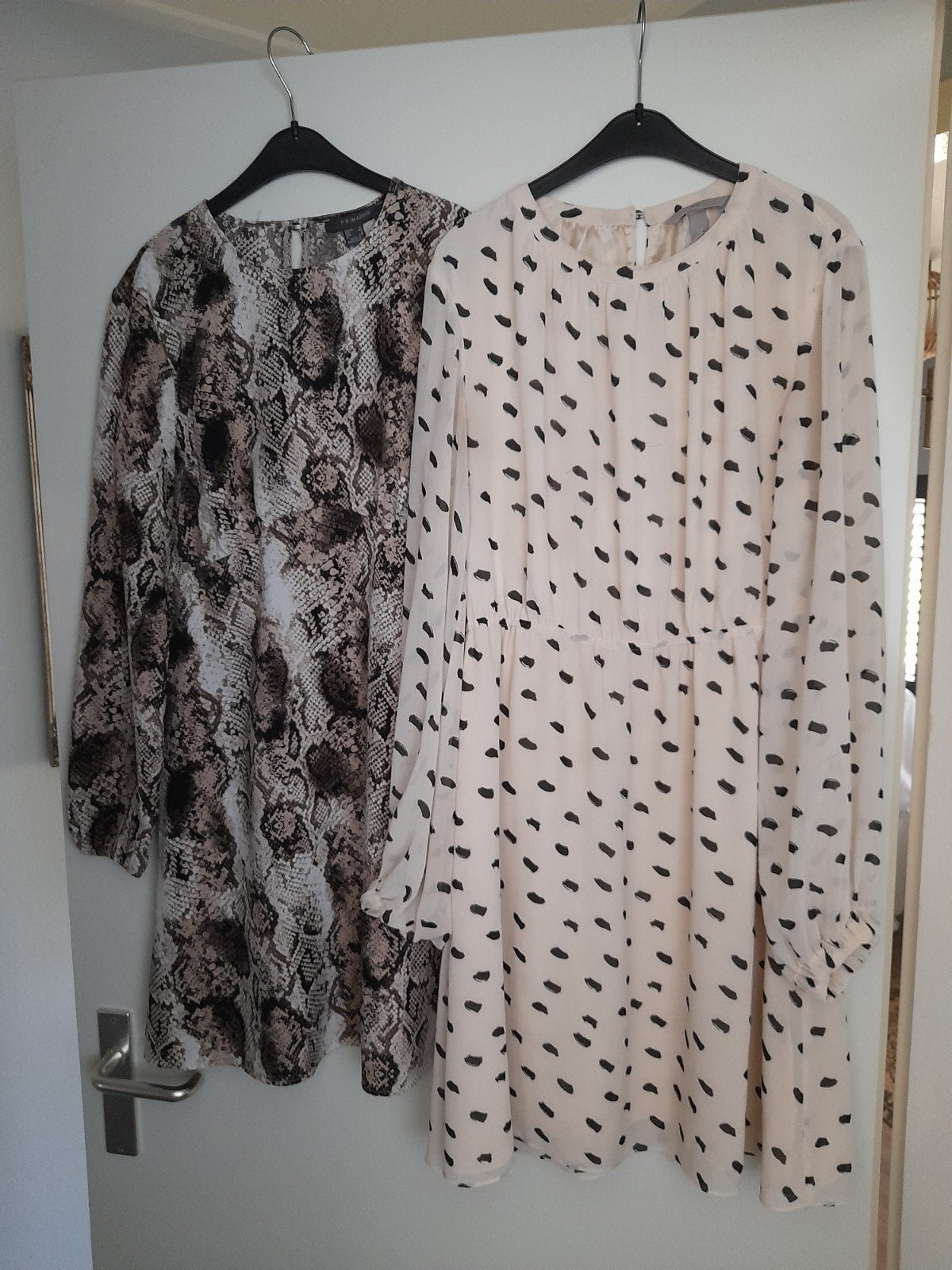 Dames jurkjes mt S 2 stuks, Ophalen of Verzenden, Zo goed als nieuw, Maat 38/40 (M)