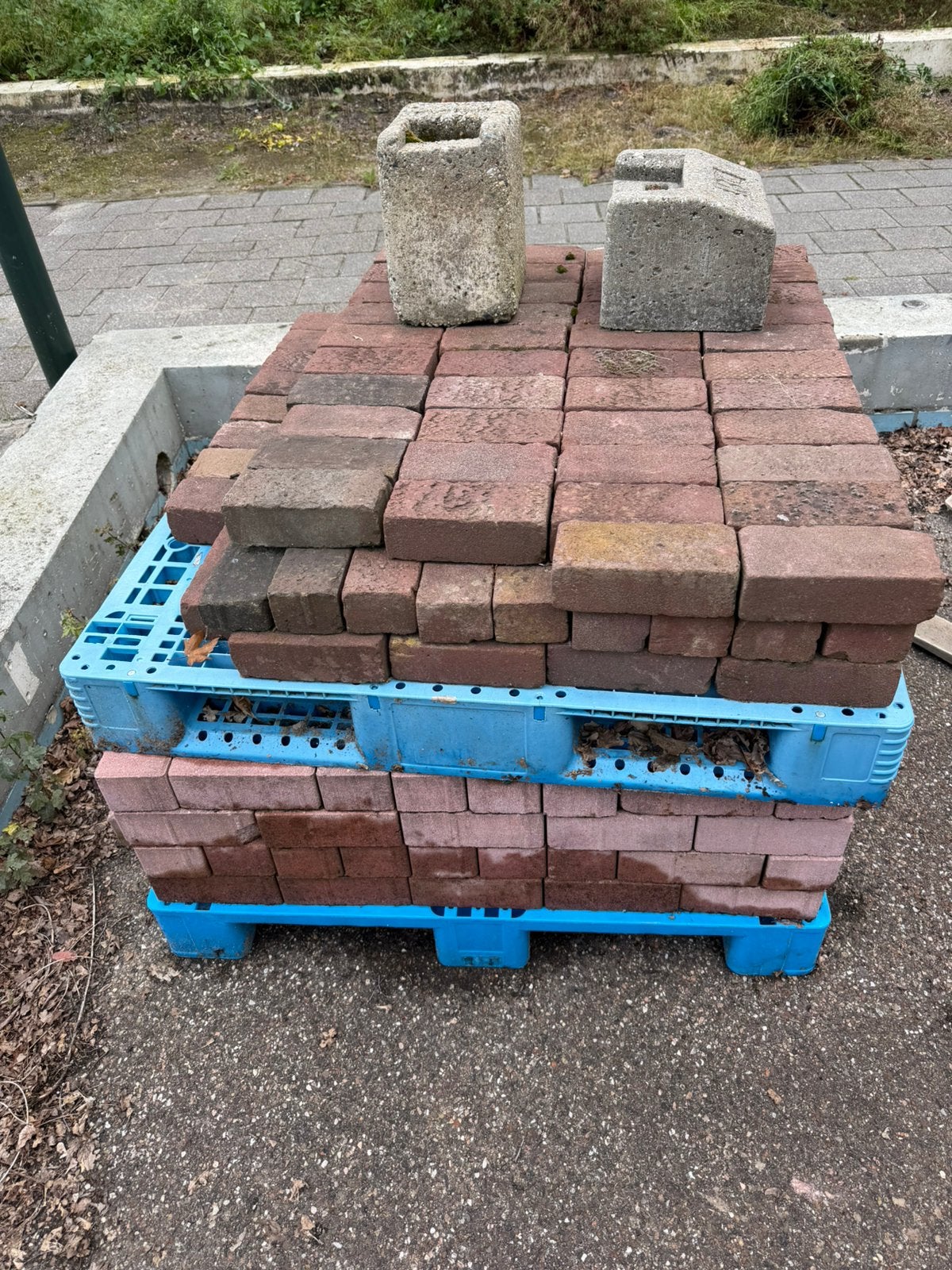 GRATIS AFHALEN Stenen, Tuin en Terras, Ophalen, Zo goed als nieuw, Beton, Terrastegels