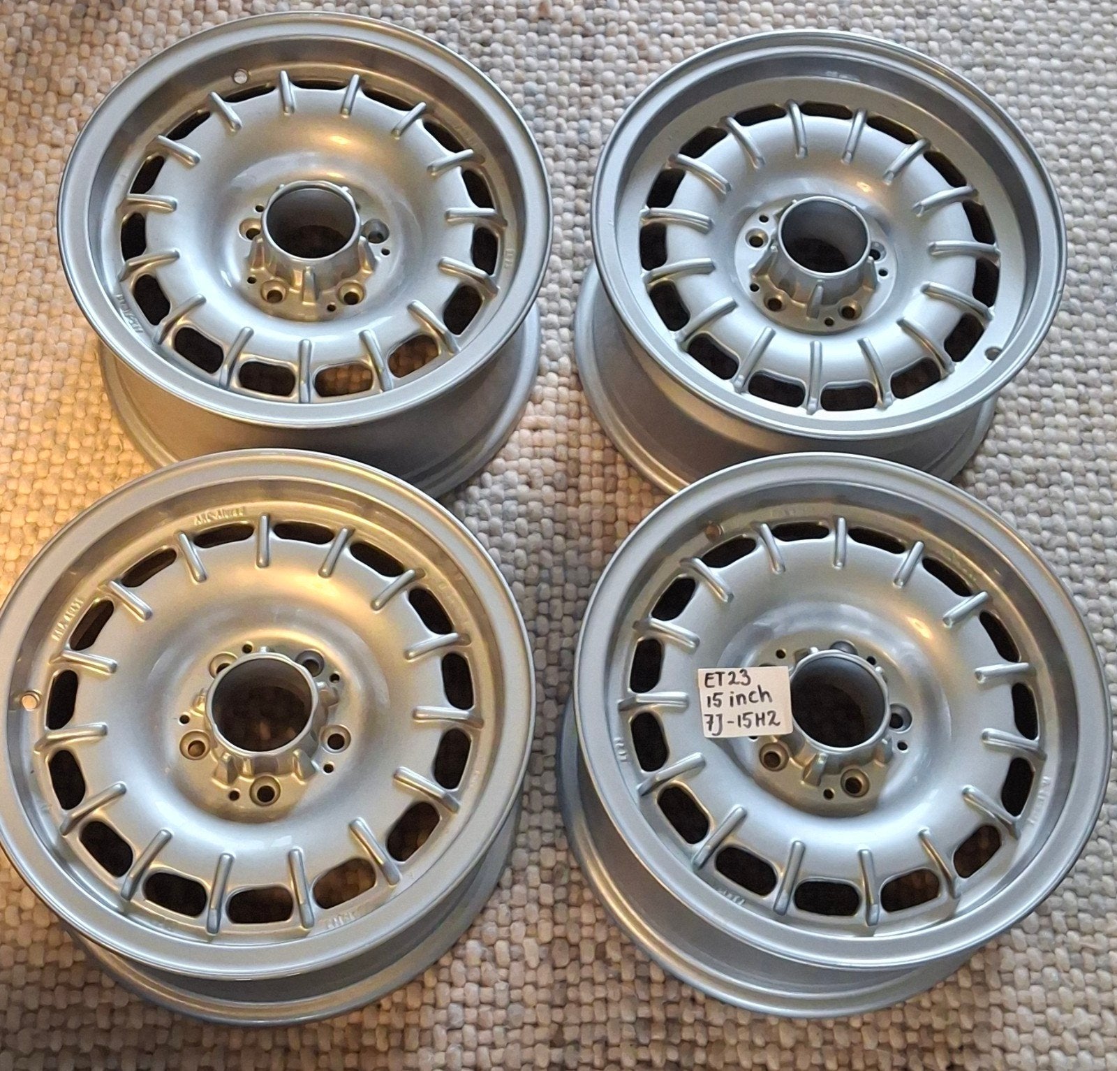 Kroonkurkvelgen 15 inch Mercedes oldtimer youngtimer Barock, Auto-onderdelen, Ophalen, 15 inch, Zomerbanden, Velg(en)