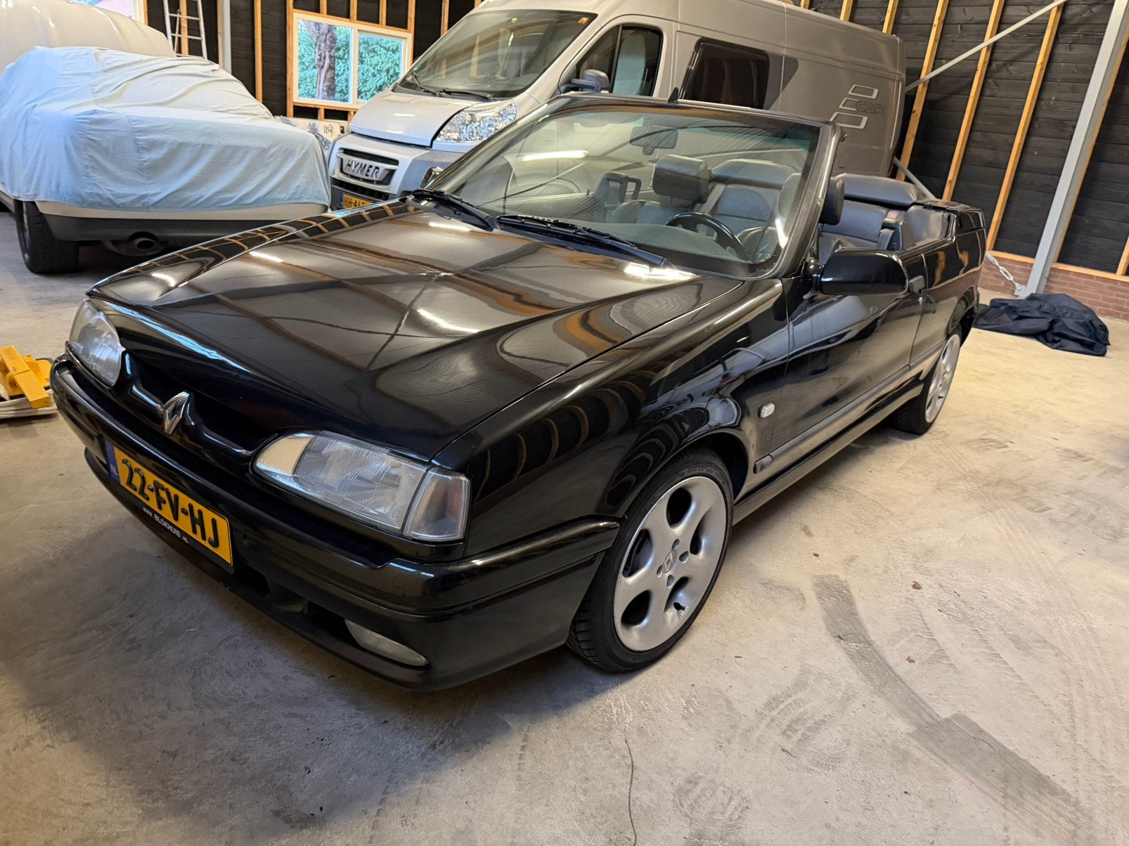 Renault 19 1.8 Cabriolet 1995 Roestvrij!!!!, Auto's, Voorwielaandrijving, 4 cilinders, Cabriolet, Leder