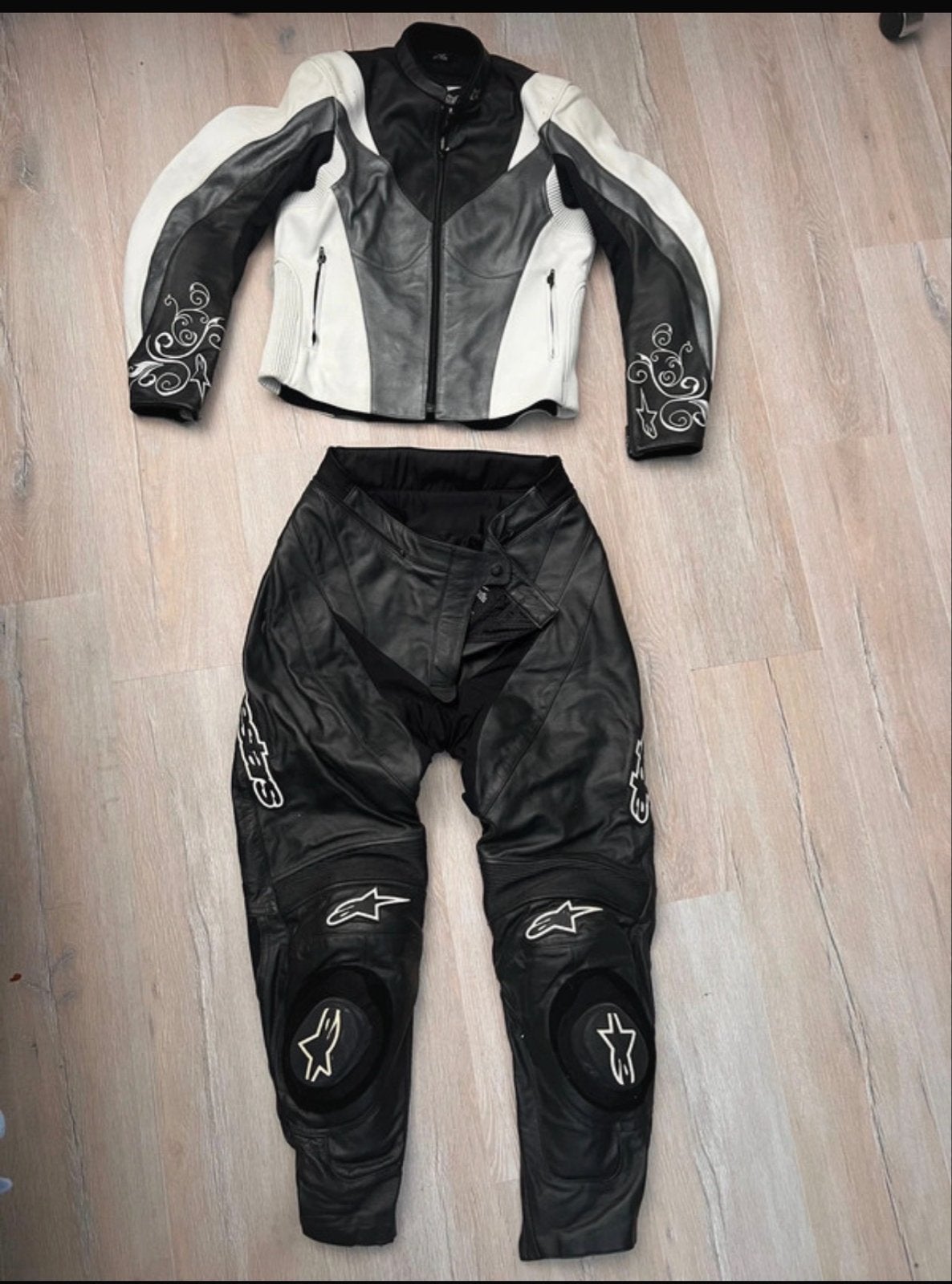 Alpinestars Stella leren combipak (jas en broek), Motoren, Kleding | Motorkleding, Ophalen, Tweedehands, Dames, Combipak