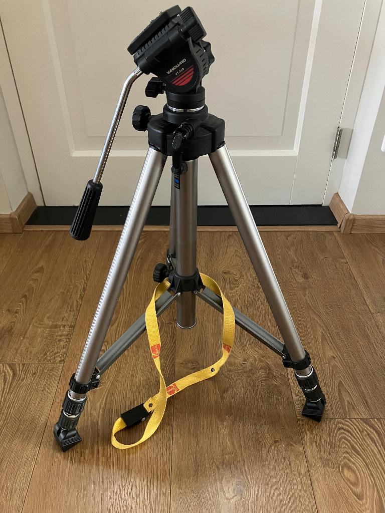 Camera Statief Vanguard VT- 568 verstelbaar in hoogte, Ophalen of Verzenden, Zo goed als nieuw, Minder dan 150 cm, Driepoot