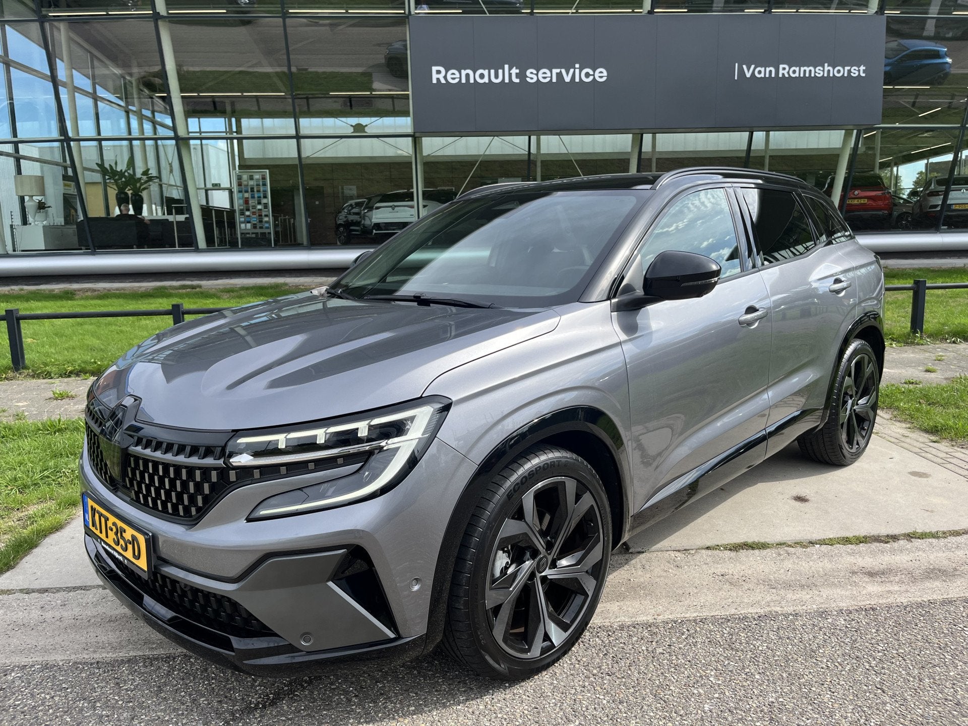 Renault Austral E-Tech full hybrid 200 Iconic Esprit Alpine, Auto's, Gebruikt, 1199 cc, 1492 kg, Bedrijf