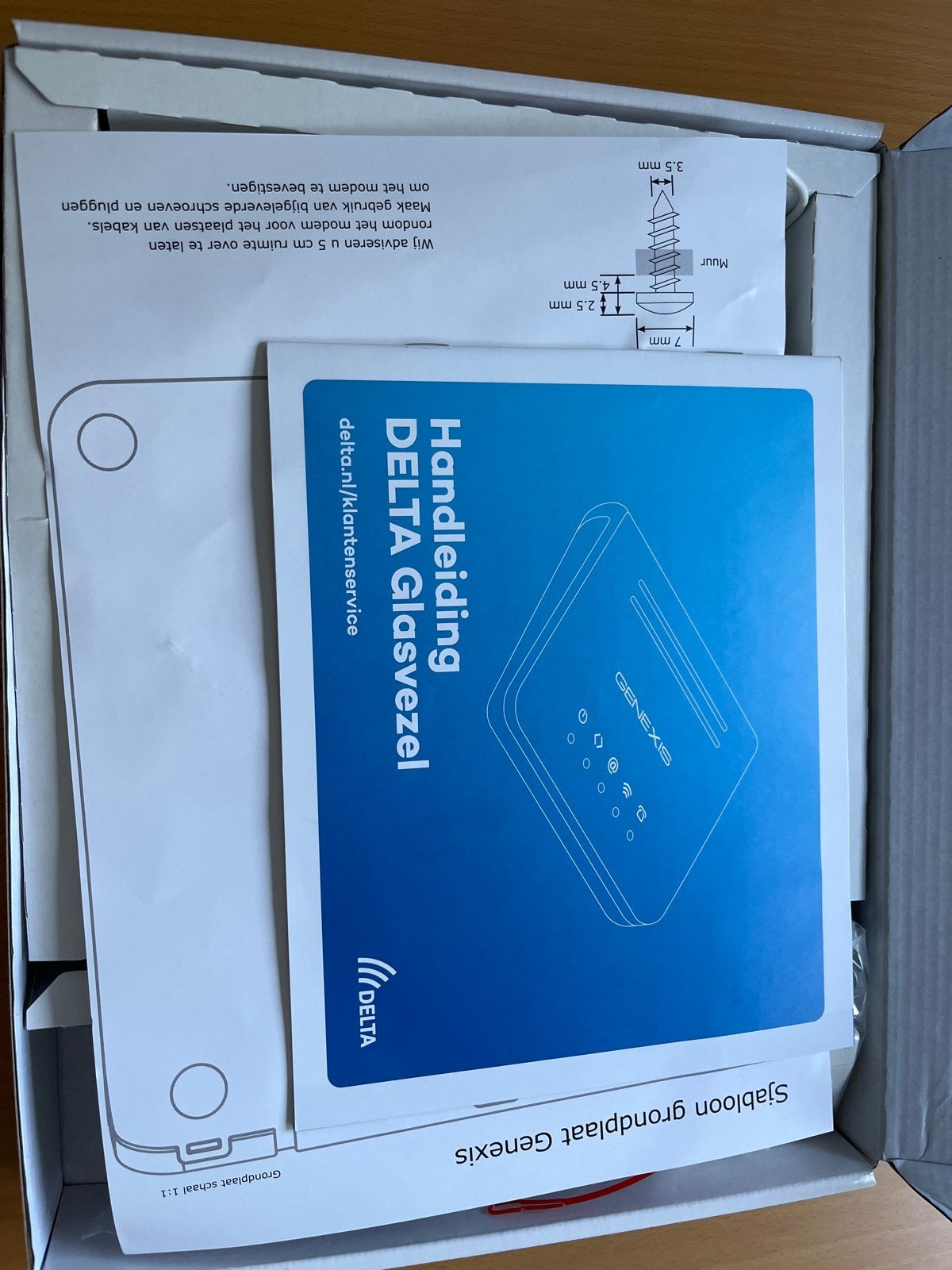 DELTA Glasvezel Genexis Router - Nieuw in doos, Computers en Software, Routers en Modems, Nieuw, Router, Ophalen