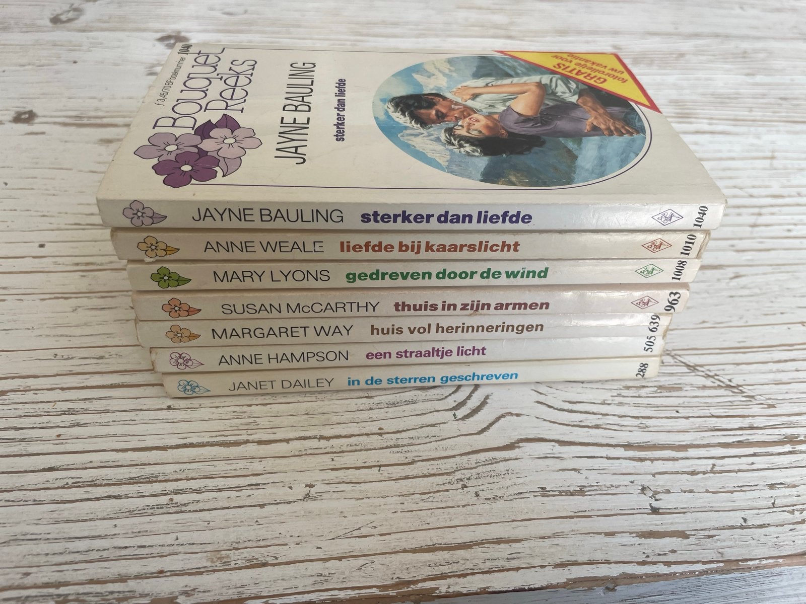 Bouquet Reeks boeken - 7 romans van verschillende auteurs, Ophalen of Verzenden, Gelezen, Nederland