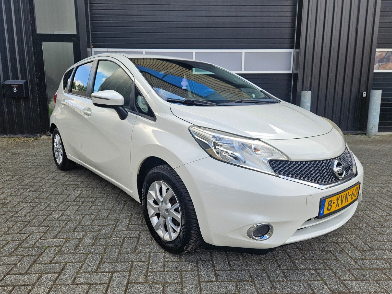 Nissan Note 1.2 59KW/80PK 2014 Wit, Stof, 980 kg, Handgeschakeld, Grijs