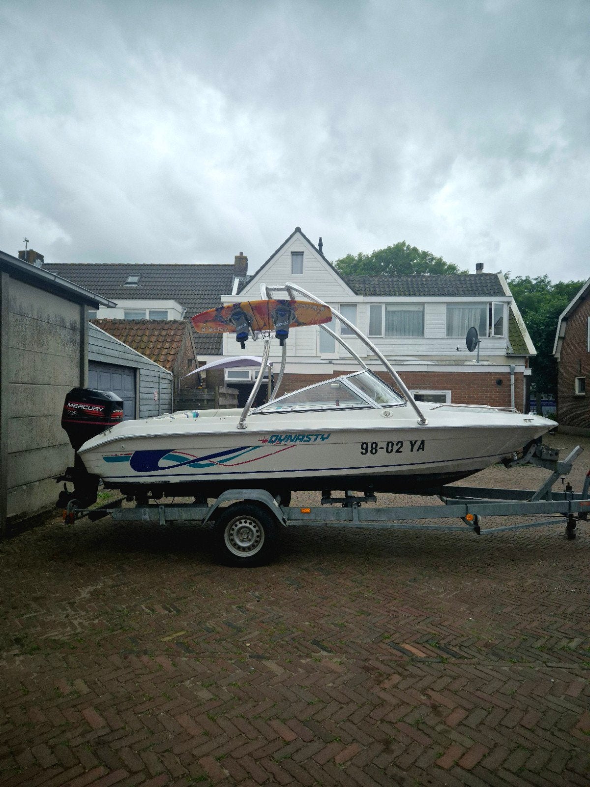 Dynasty elanti complete set (met afneembare begrenzer), Ophalen, Zo goed als nieuw, Waterski's