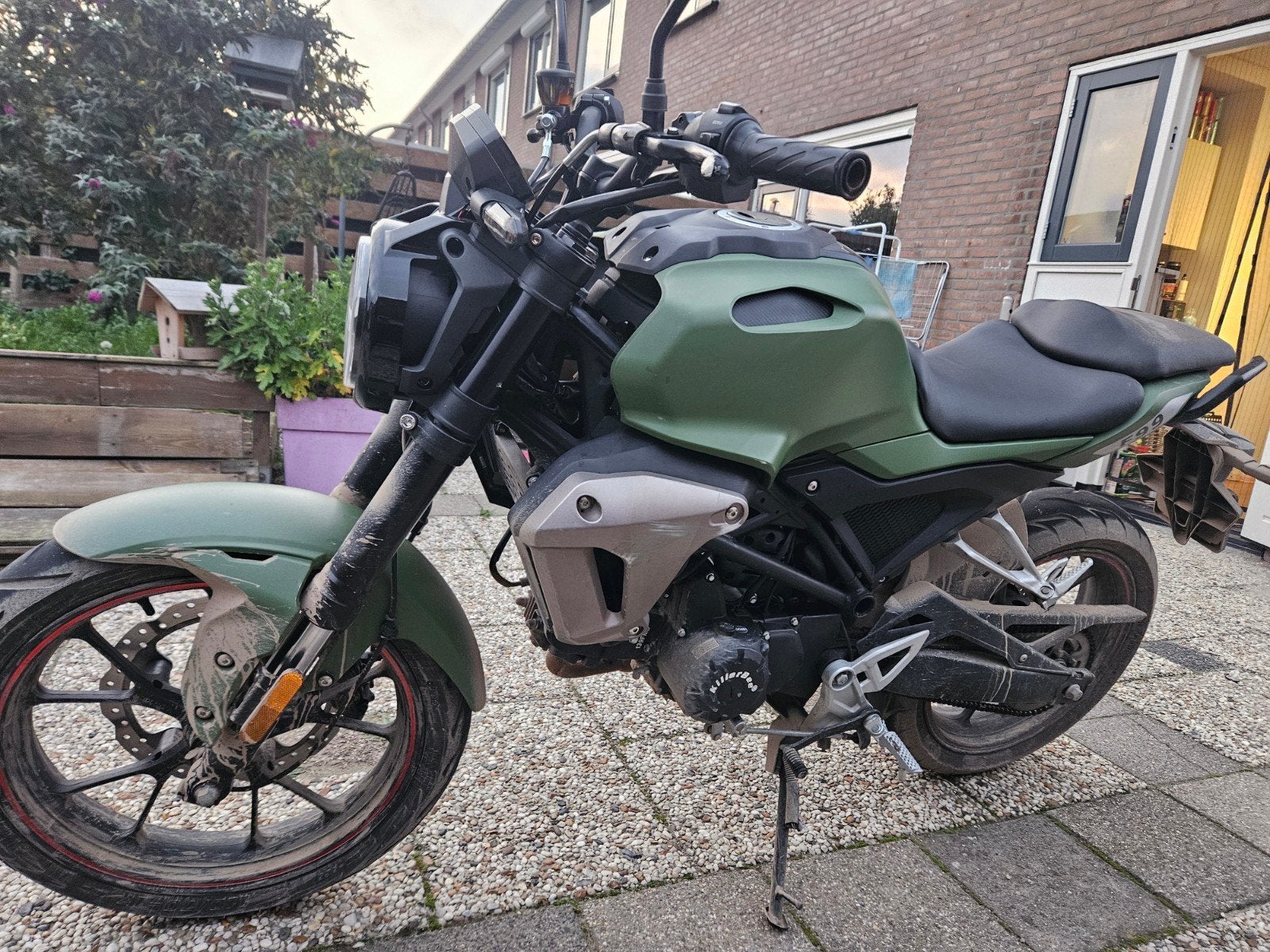 killerbee f99, Ophalen, Maximaal 45 km/u, Zo goed als nieuw, Killerbee f99