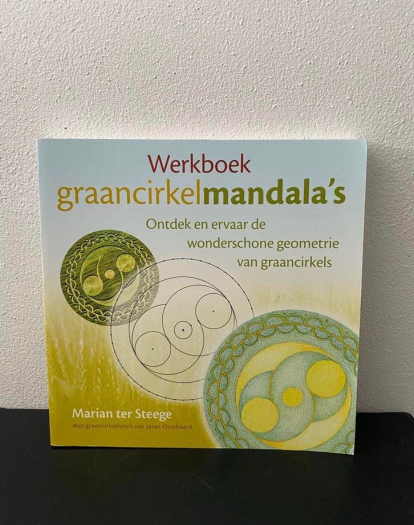 Werkboek graancirkelmandala’s - Ontdek geometrie, Ophalen of Verzenden, Nieuw, Papier, Schets- of Tekenboek