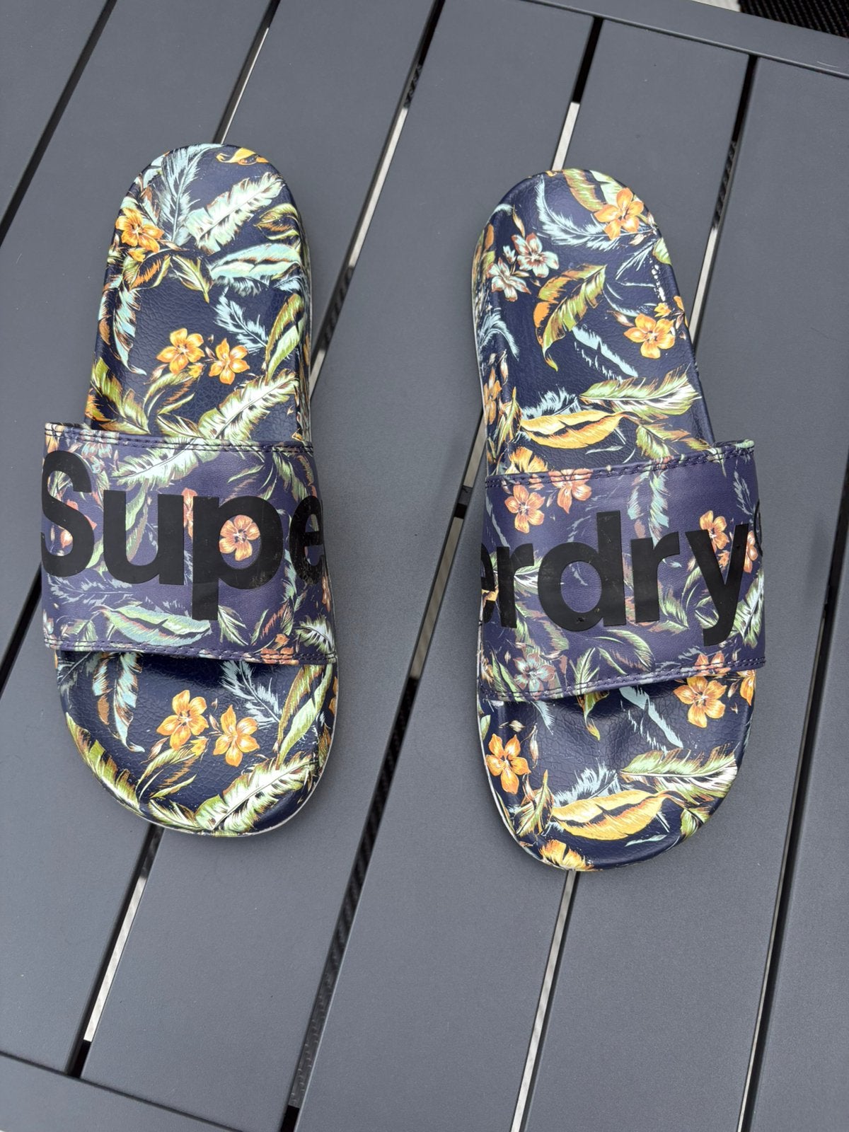 Superdry slippers met print maat 46/47, Ophalen of Verzenden, Overige maten