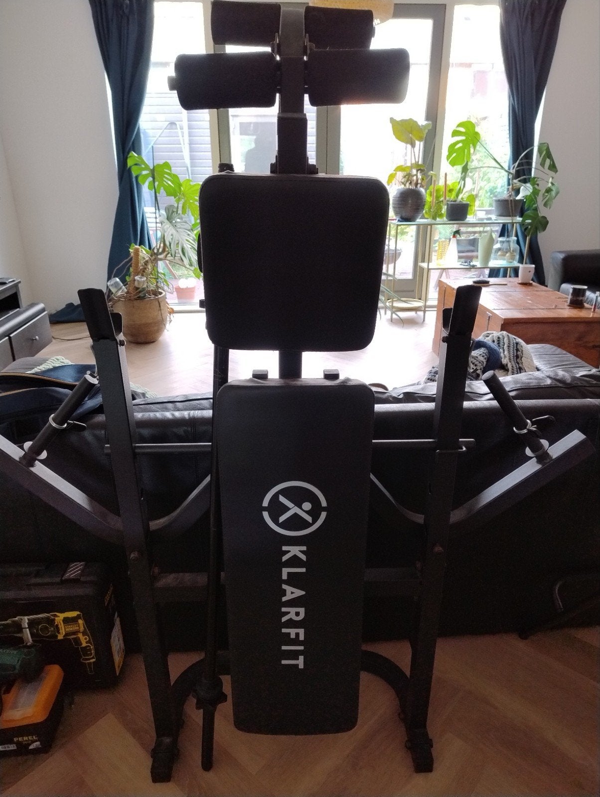 Klarfit Fitnessbank met halterschijven, Ophalen, Gebruikt, Benen, Fitnessbank