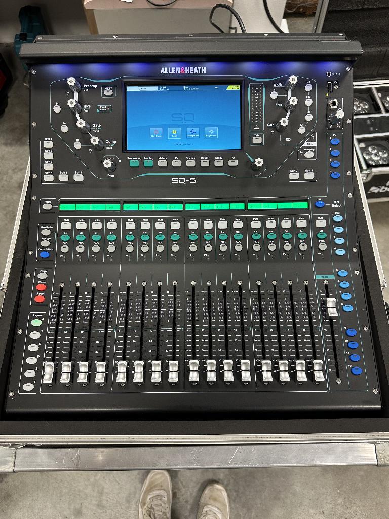 Allen & Heath SQ-5 Digitaal Mengpaneel, Ophalen of Verzenden, Zo goed als nieuw, Audio