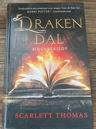 Drakendal Scarlett Thomas 9789026142840, Boeken, Ophalen of Verzenden, Gelezen