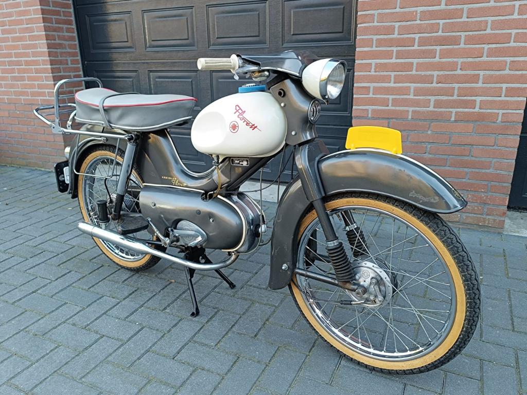 Kreidler florett handgeschakeld, starten en lopen., Fietsen en Brommers, Brommers | Oldtimers, Overige merken, Ophalen