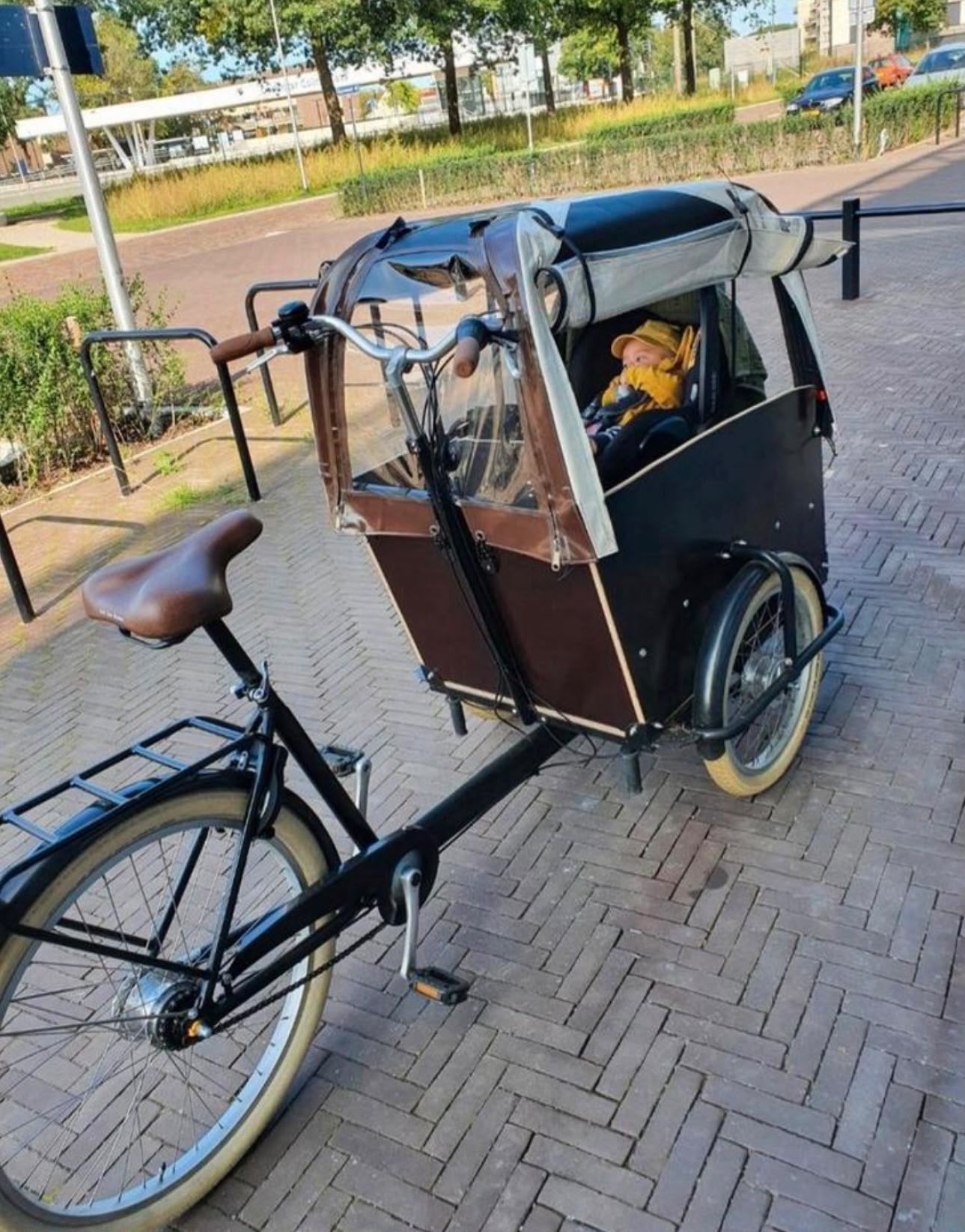 bakfiets, Fietsen en Brommers, Ophalen, Zo goed als nieuw, 3 kinderen