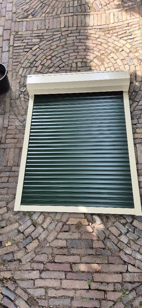 Rolluik, Ophalen, Gebruikt, 100 tot 150 cm, 100 tot 150 cm