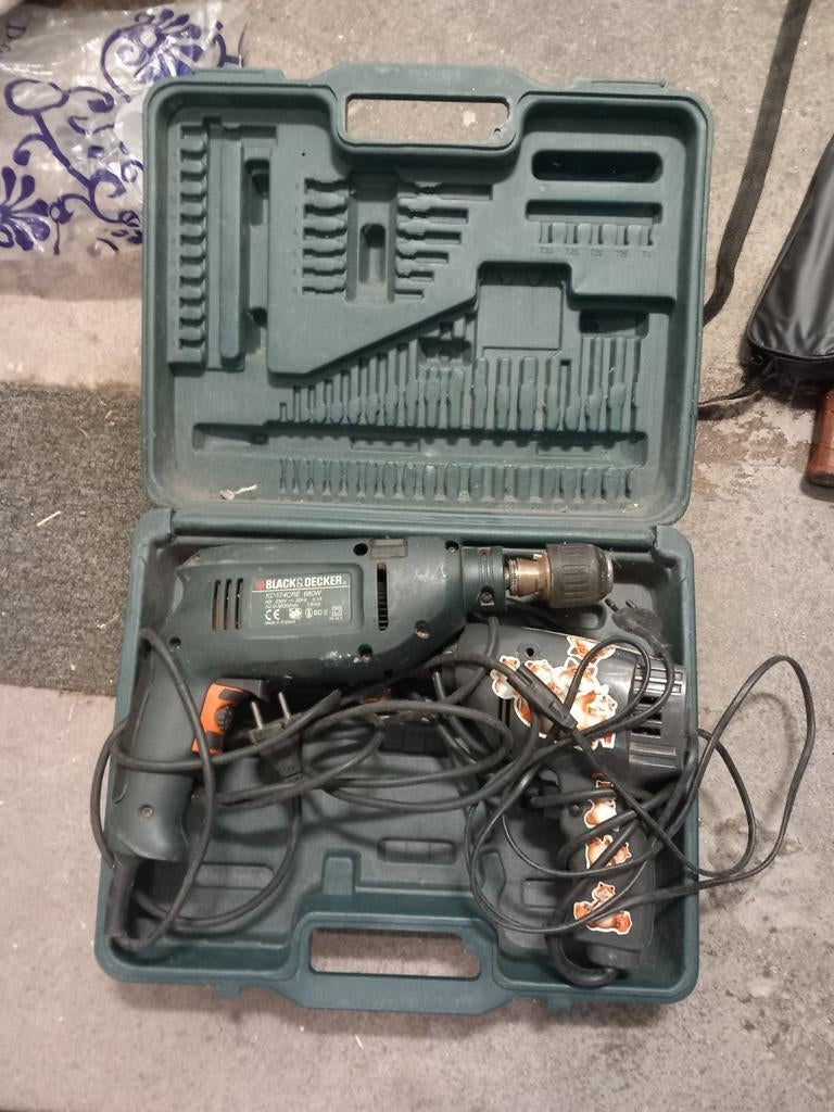 Black & Decker Boormachine in koffer, Doe-het-zelf en Verbouw, Gereedschap | Boormachines, Ophalen of Verzenden