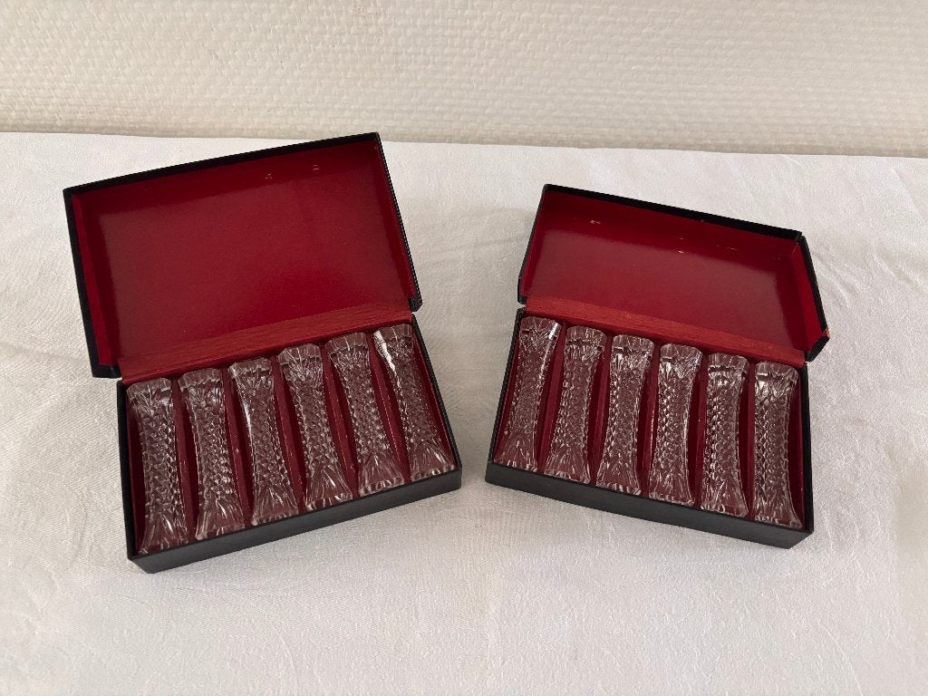 Art Deco messenleggers van kristal, twee sets van 6 in doos., Antiek en Kunst, Antiek | Glas en Kristal, Ophalen of Verzenden