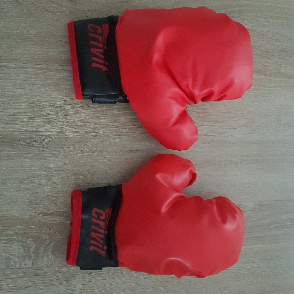Mooie bokshandschoenen gratis, Ophalen, Zo goed als nieuw