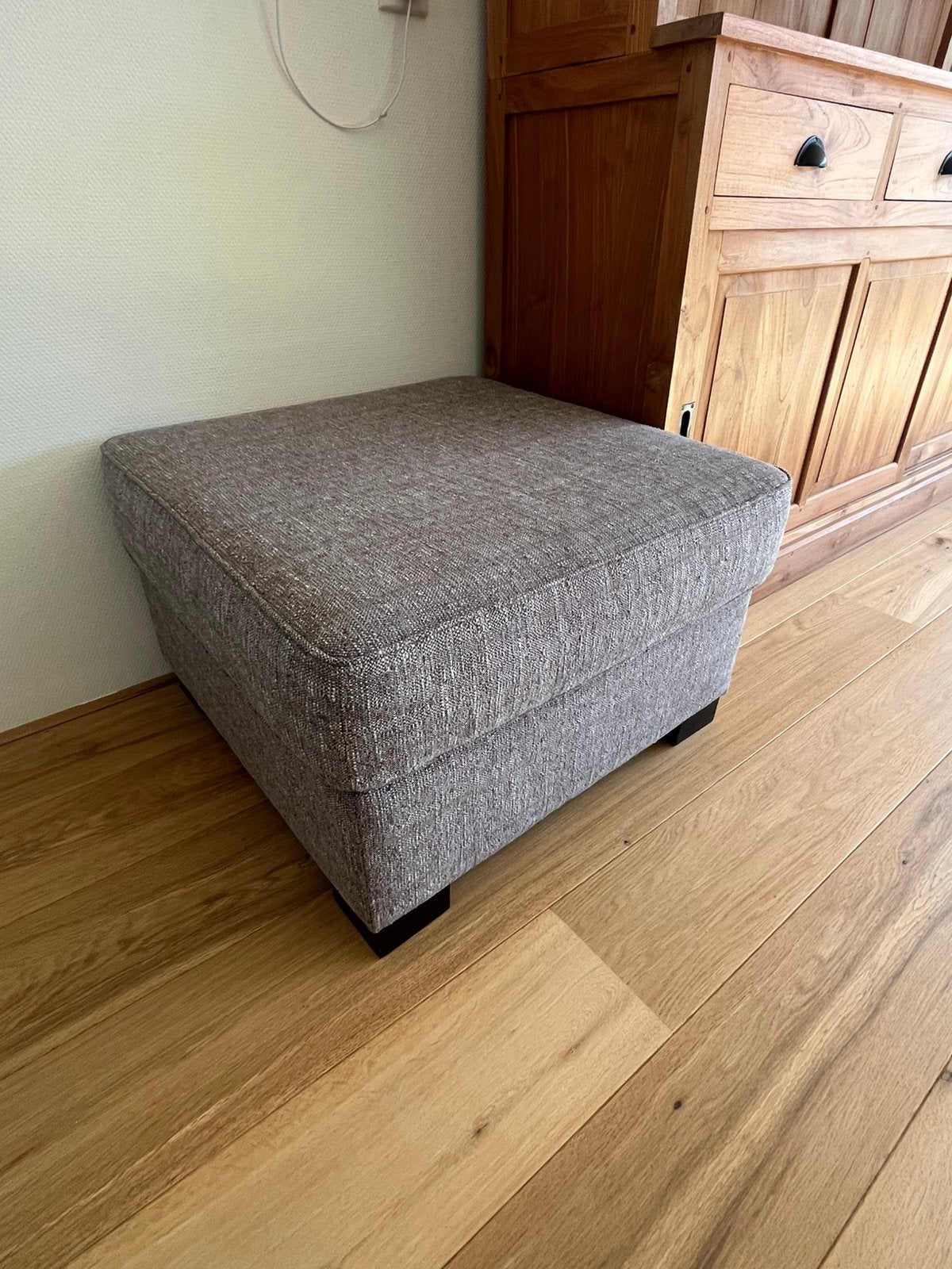 Hocker, Huis en Inrichting, Ophalen, Zo goed als nieuw, Stof, Vierkant